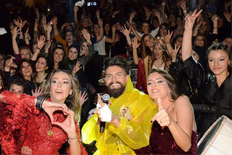 Bursalı kadınlar kapalı gişe