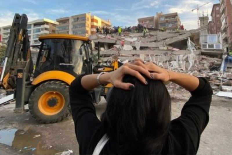İzmir Çiğli depremde kaybettiklerini unutmadı