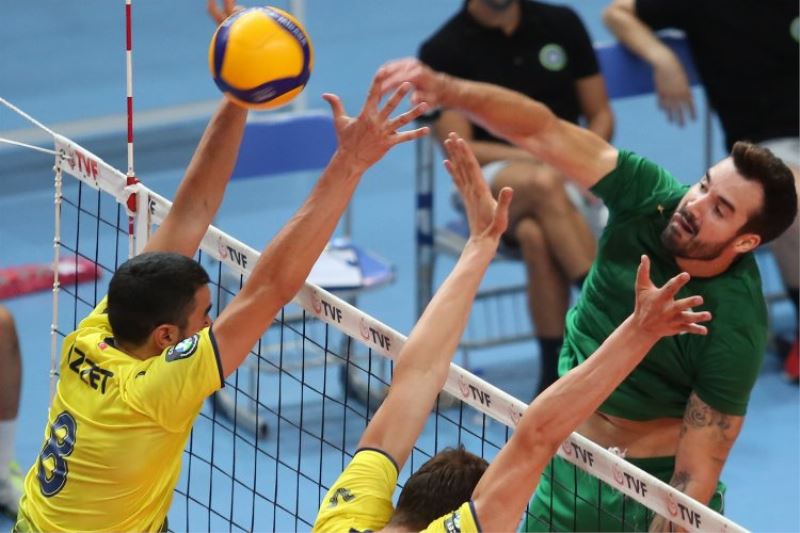 Bursa Büyükşehir Belediyespor Erkek Voleybol Takımı, Fenerbahçe’ye konuk oluyor