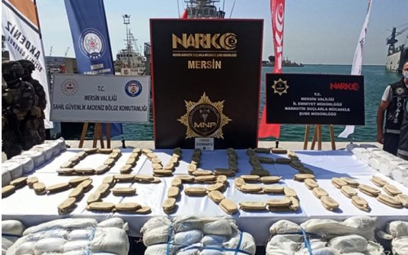 Mersin Limanı’nda 500 kiloya yakın kokain yakalandı!