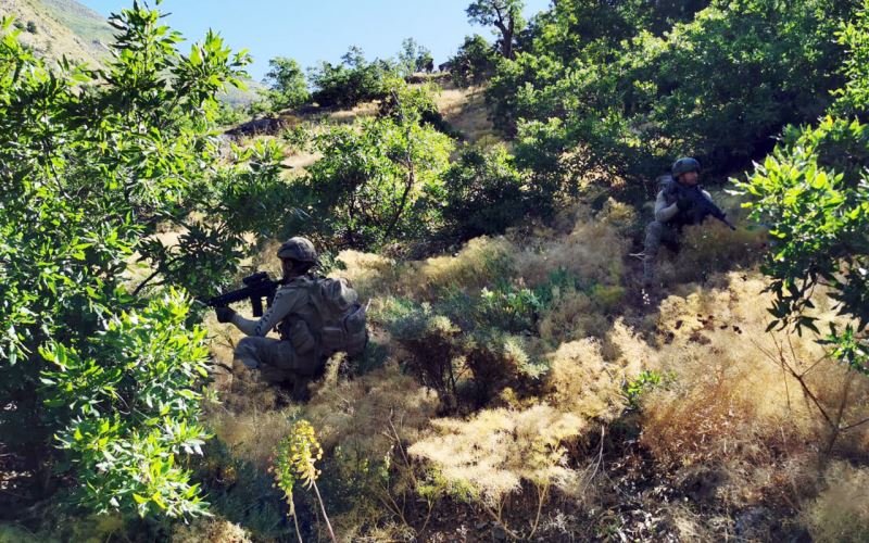 Hakkari’de 2 terörist etkisiz hale getirildi