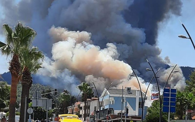 Marmaris’te de orman yangın çıktı!