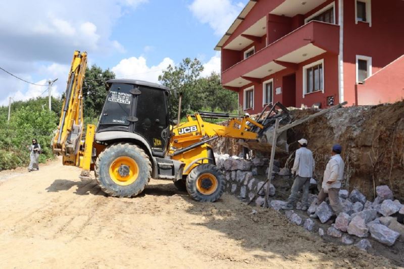 Çubuklu Osmaniye Mahallesi’ne istinat duvarı