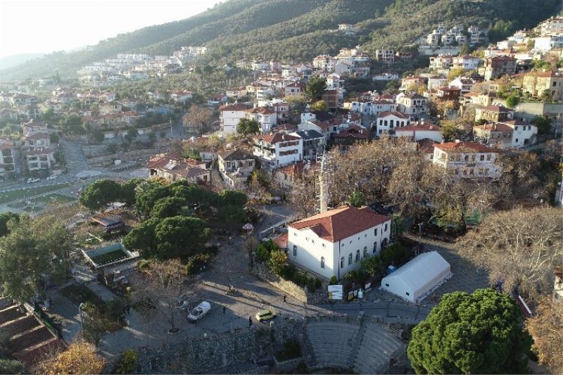 136 yaşındaki Kundakçı Dede Cami