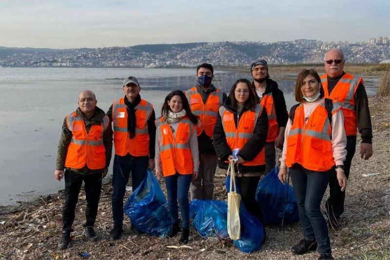 Kocaeli İzmit Kent Konseyi,  çevre temizliğine dikkat çekti