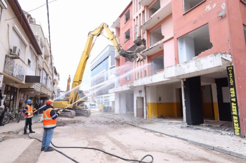 Başkan Büyükakın: Kocaeli’ni olası bir depreme hazırlıklı hale getirmek için çalışıyoruz