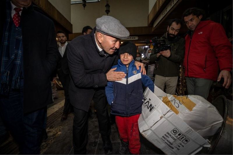 Başkan Soyer Diyarbakırlı gençler ve iş insanlarıyla buluştu