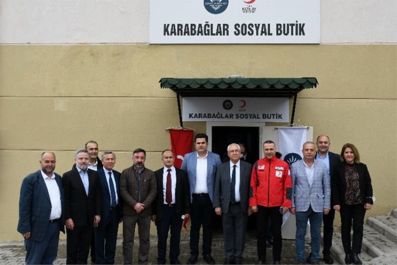 İzmir Karabağlar Belediyesi ve Türk Kızılayı