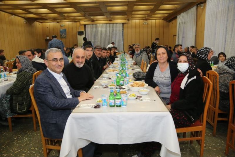 Başkan Işık Kütahyalılarla iftar sofrasında buluştu 