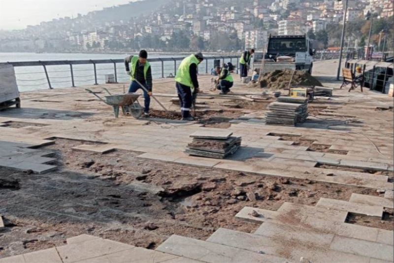 Fırtına Ordu sahillerini vurdu