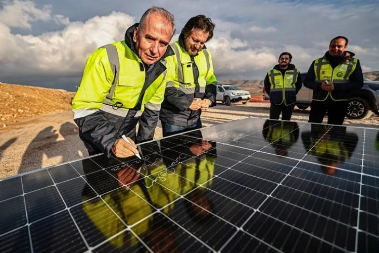 Ege’nin en büyük güneş enerji santrali  olacak