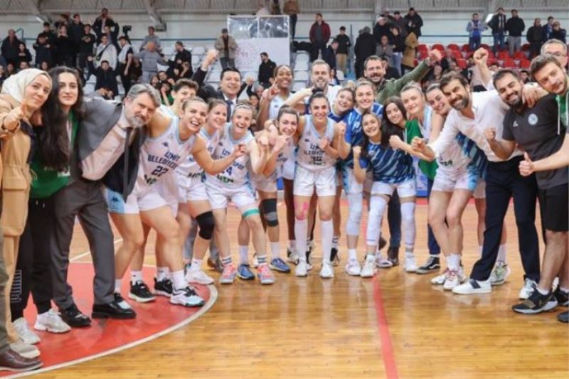 İzmitli Periler Play-Off’a zaferle başladı