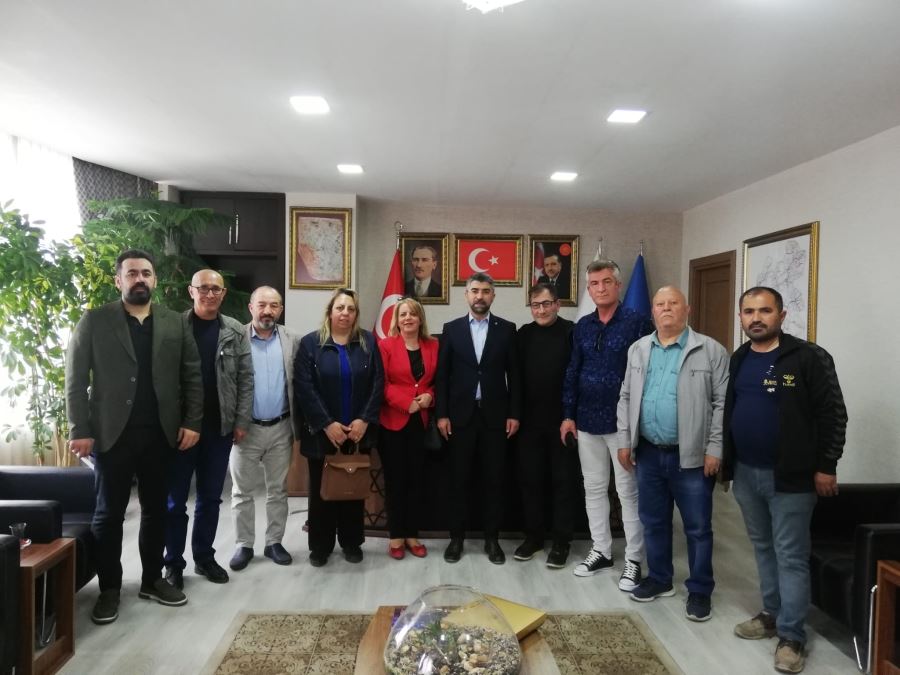 ERZURUM YENİ MEDYA DERNEĞİNDEN AK PARTİ İL BAŞKANLIĞINA ZİYARET