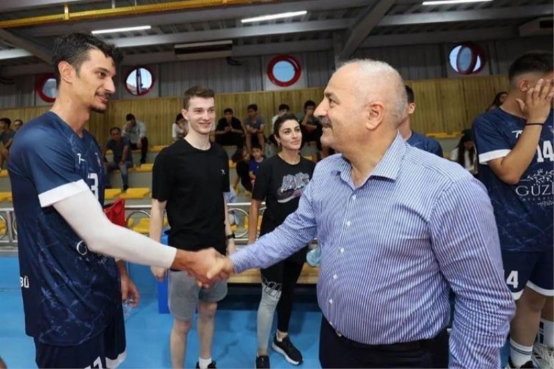 Gebze voleybol ekibine S. Arabistan’dan konuk