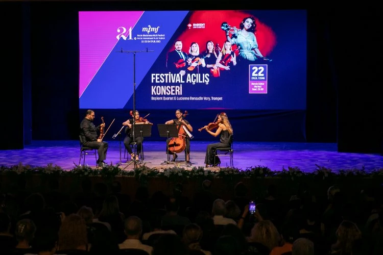 ‘21. Mersin Uluslararası Müzik Festivali’ müzikseverlerle buluştu