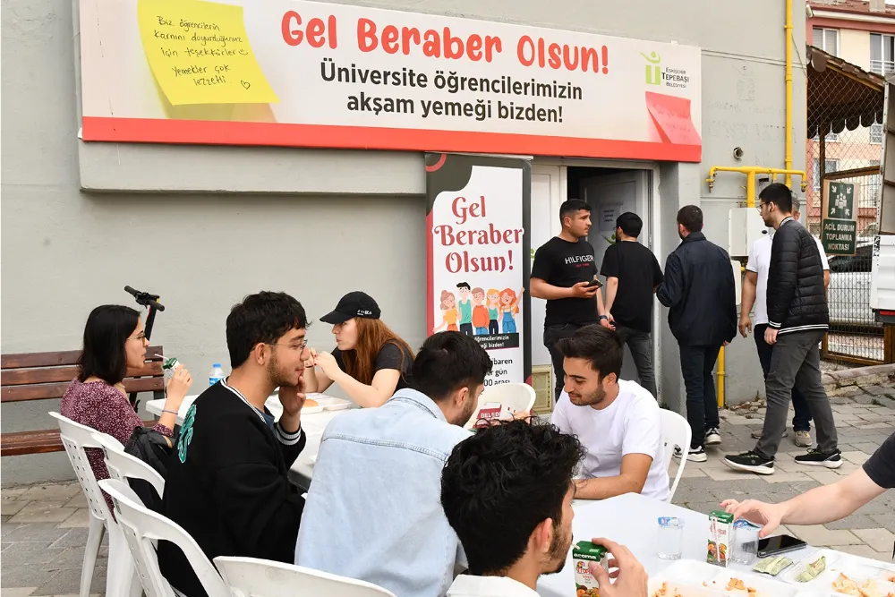 Eskişehir’de okuyan üniversite öğrencilerine ücretsiz yemek desteği!