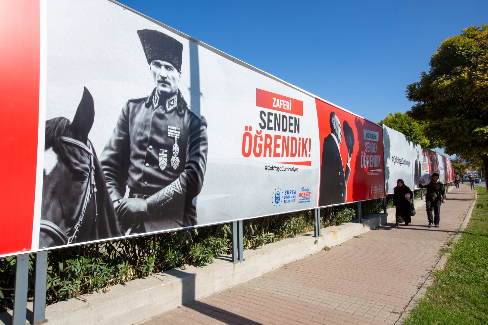 Bursa’yı, Cumhuriyet coşkusu sardı