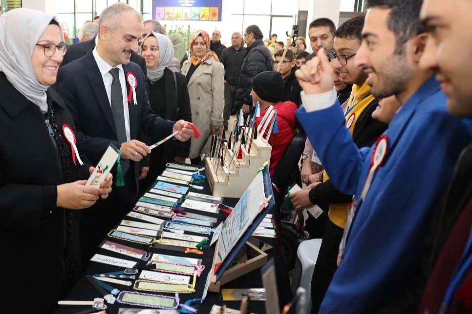 Kocaeli Çayırova 5. Kitap Günleri kapılarını açtı