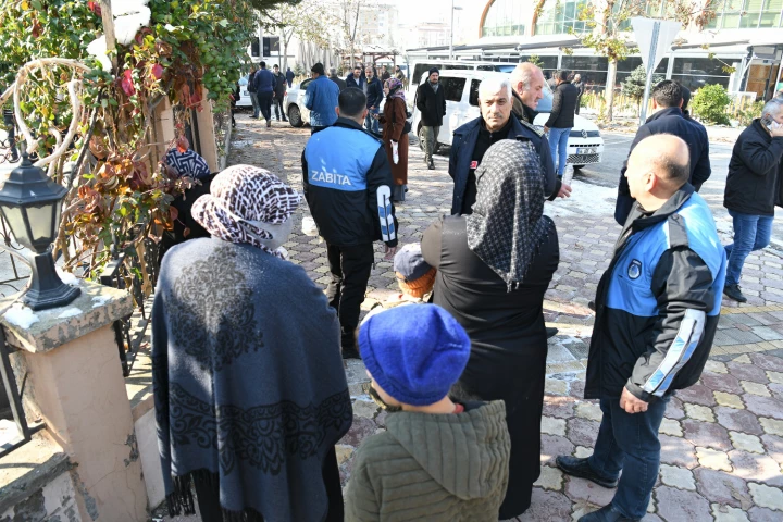 “Yardımlaşma Olgusunu Suistimal Edenlere Karşı Önlem Alıyoruz”