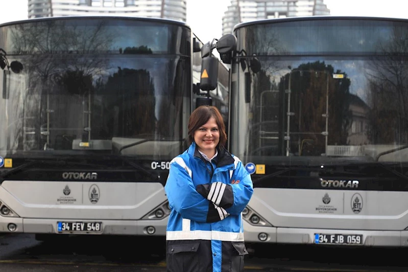 İETT’DE İLK KADIN METROBÜS DENETİM AMİRİ GÖREVE BAŞLADI