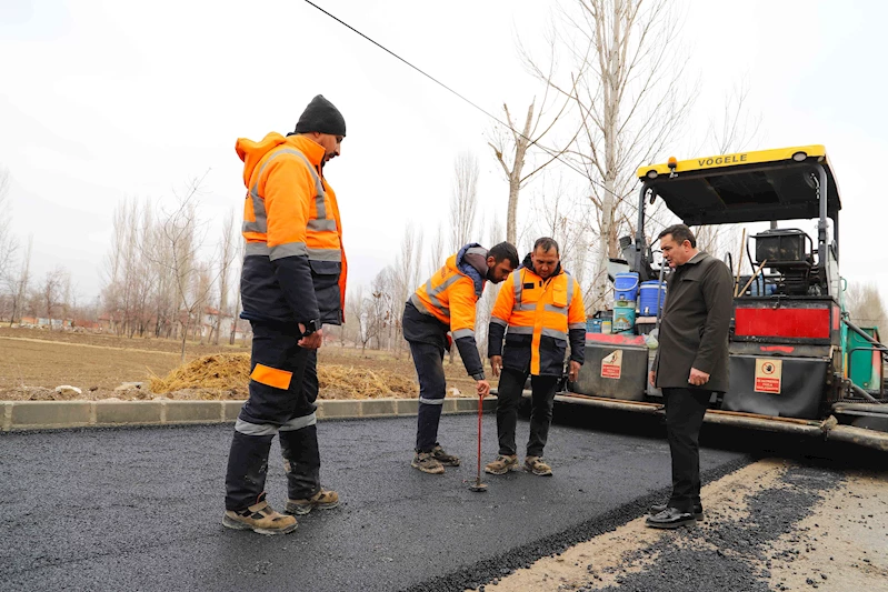 SICAK ASFALT ÇALIŞMALARI DEVAM EDİYOR