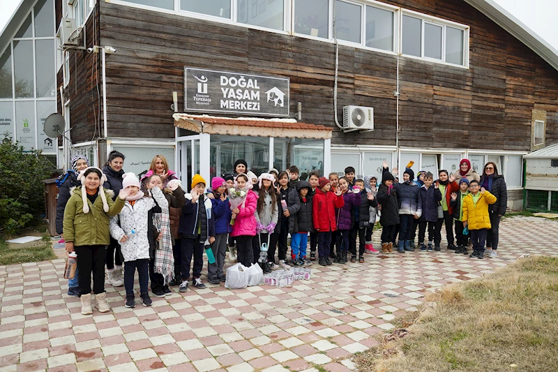 ÖĞRENCİLERDEN CAN DOSTLARA MAMA BAĞIŞI