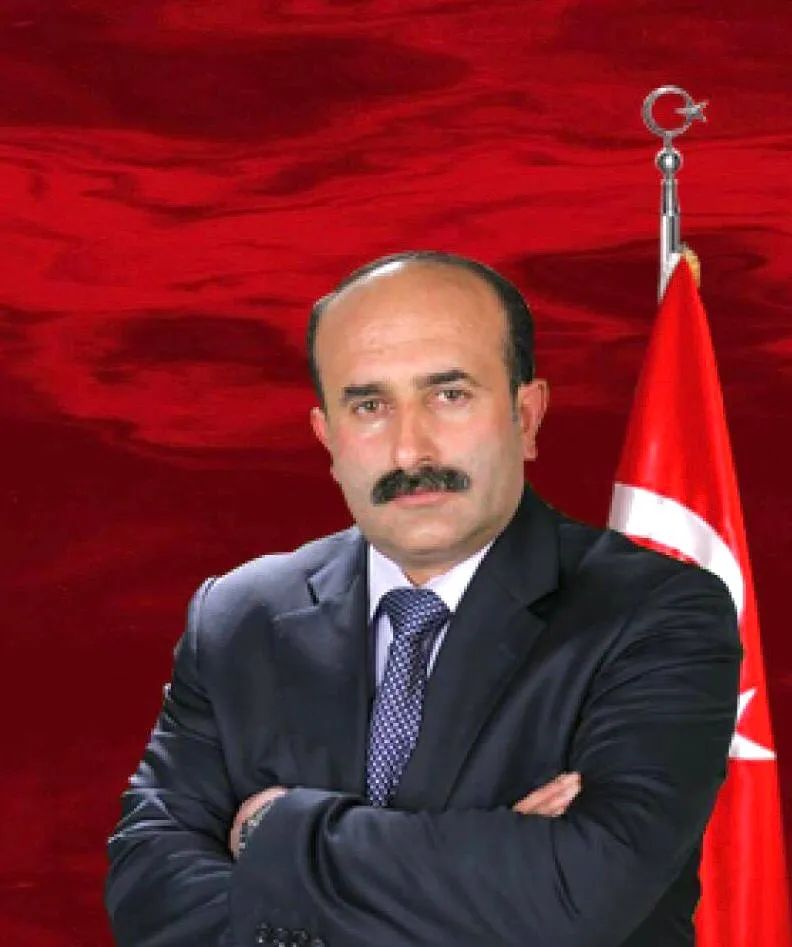 Şenkaya Belediye Başkanı Özcan