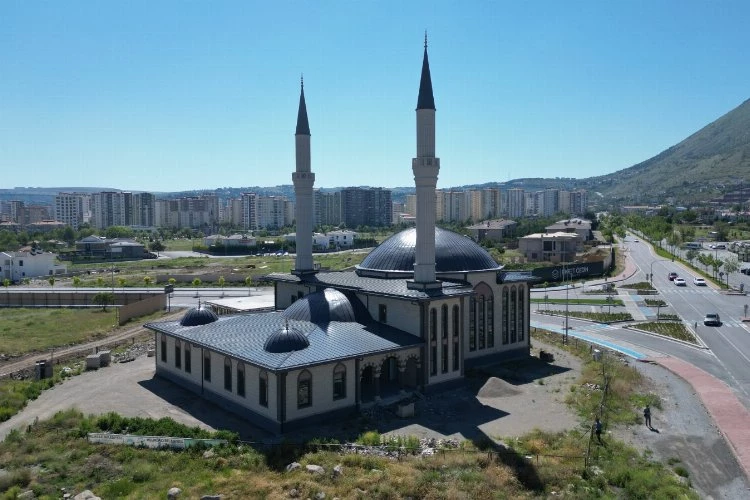 Melikgazi Belediyesi Ali Erkara Camii için son hazırlıkları tamamlıyor