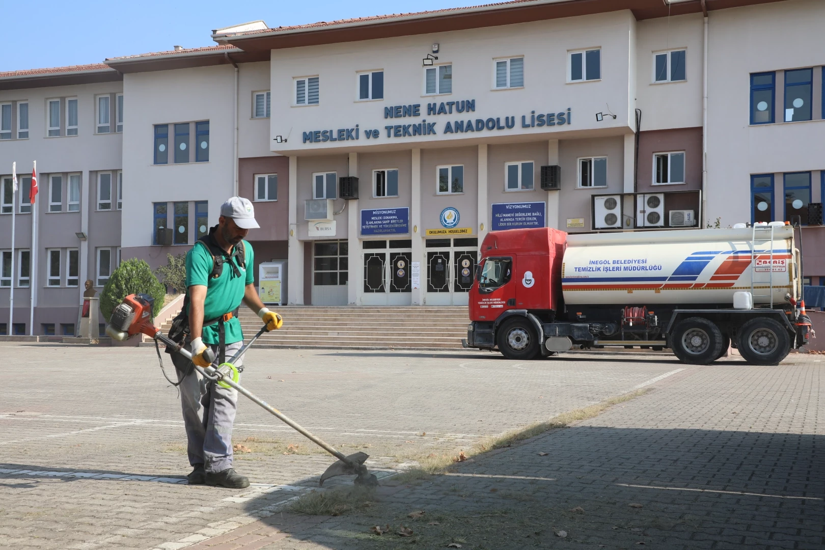 İnegöl’de okullar yeni eğitim öğretim yılına hazırlanıyor