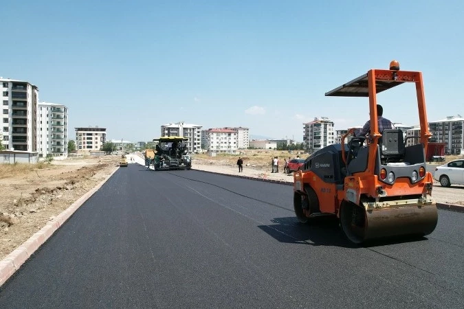 Yeni bulvar asfaltında sona gelindi