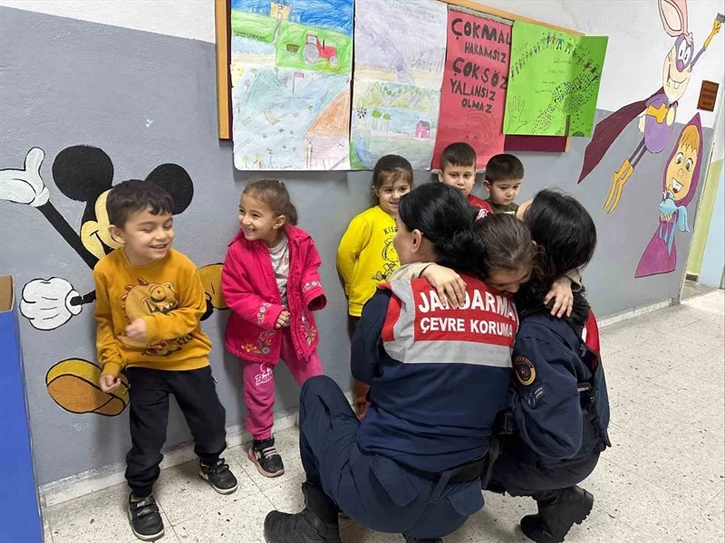 Kuyucak’ta Öğrencilere Geri Dönüşüm ve Çevre Bilinci Eğitimi Verildi