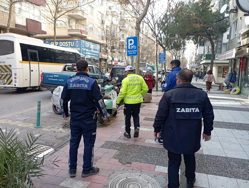 Büyükşehir, Denetimlerine Yılın İlk Saatlerinde de Devam Etti