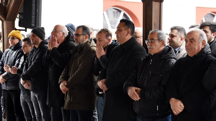 BAŞKANIMIZ, İLİMİZ YEŞİLDERE KÖYÜ SAKİNLERİNDEN AYŞE TURAN’I EBEDİYETE UĞURLADI