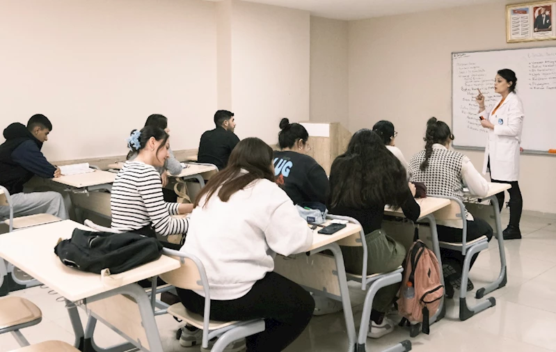 YUNUSEMRELİ ÖĞRENCİLER GELECEĞE YEGEM İLE HAZIRLANIYOR