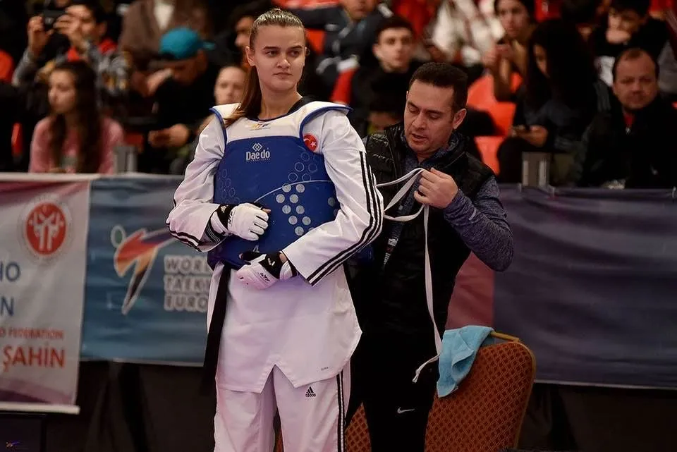 Uzunköprülü sporcu Başak’tan Türkiye üçüncülüğü