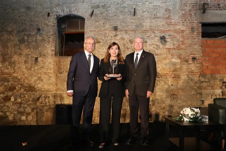 Bursa Mudanya Altan Öymen