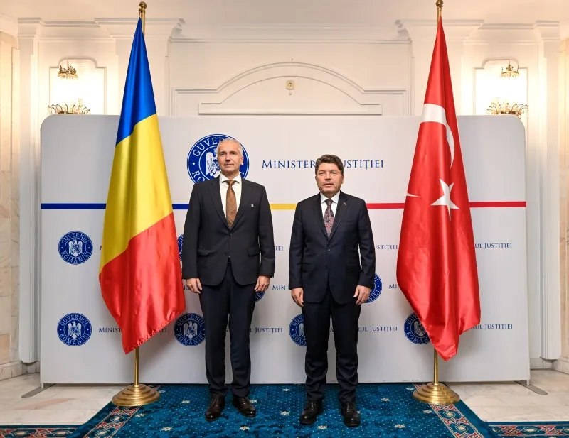 Adalet Bakanı Tunç, Romanyalı Mevkidaşı Marinescu ile Bükreş
