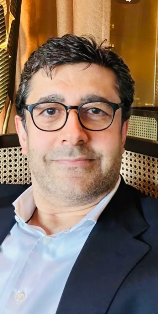 ÇİN MAZBATASINI  BEKLEYEN DÜNYA  LİDERİ....!