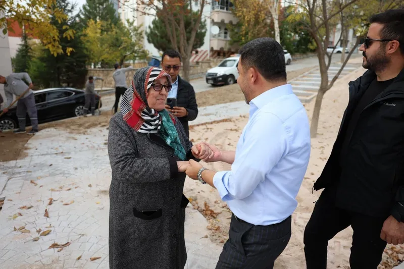 Nevşehir Belediye Başkanı Rasim Arı, Mahalle Ziyaretlerinde Vatandaşlarla Buluşuyor