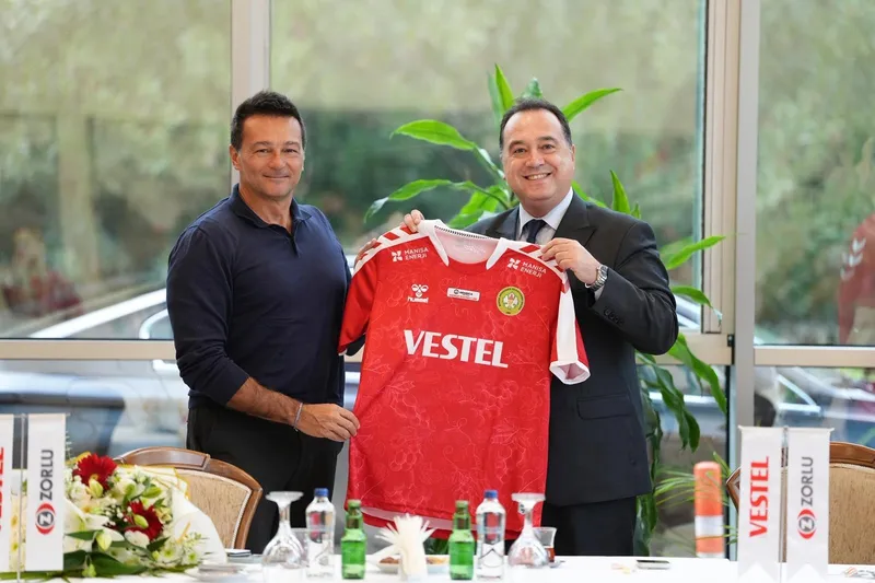 Vestel Manisa BBSK Kadın Voleybol Takımı Sponsor Ziyaretinde Bulundu