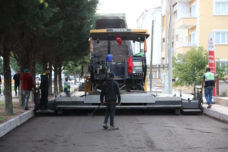 2000 Evler Mahallesi Kafeler Bölgesi’nde Hummalı Çalışma Başladı