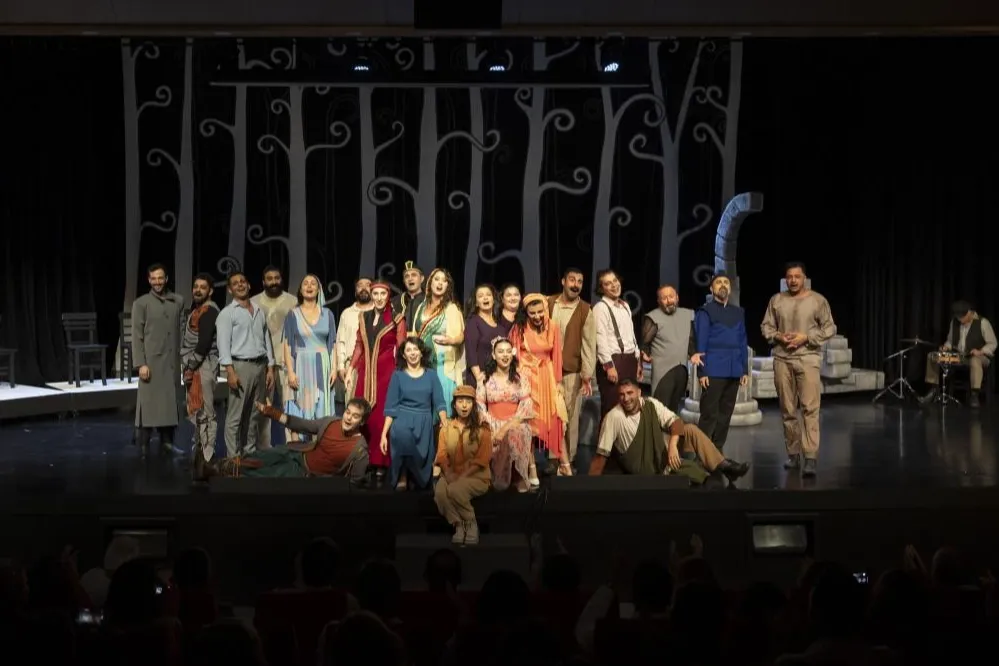 Mersin Şehir Tiyatrosu 25. Sezonunu açtı