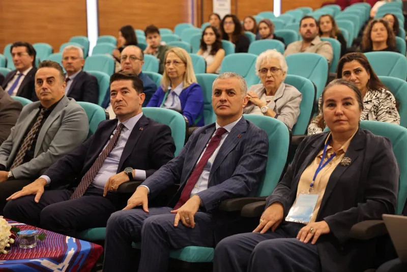 Yomra Belediye Başkanı Mustafa Bıyık, Doğu Karadeniz Kent ve Mimarlık Tartışmaları Paneli