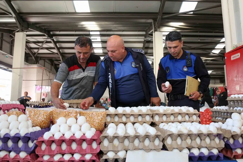 Meram Belediyesi Zabıta Ekipleri Semt Pazarlarında Denetimleri Sıklaştırdı