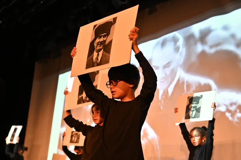 ÇKSM Öğrencilerinden Atatürk Anma Programı