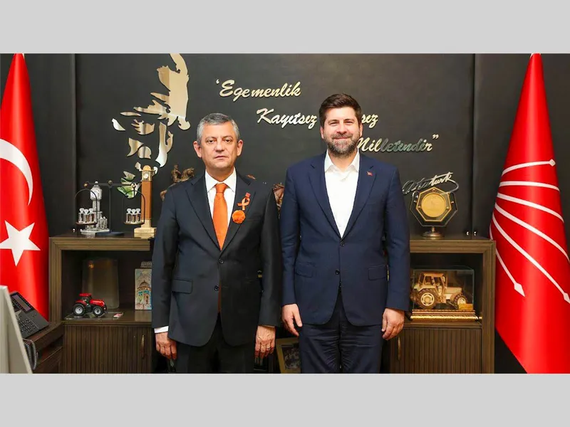 Tarsus Belediye Başkanı Ali Boltaç, CHP Genel Başkanı Özgür Özel ile Ankara