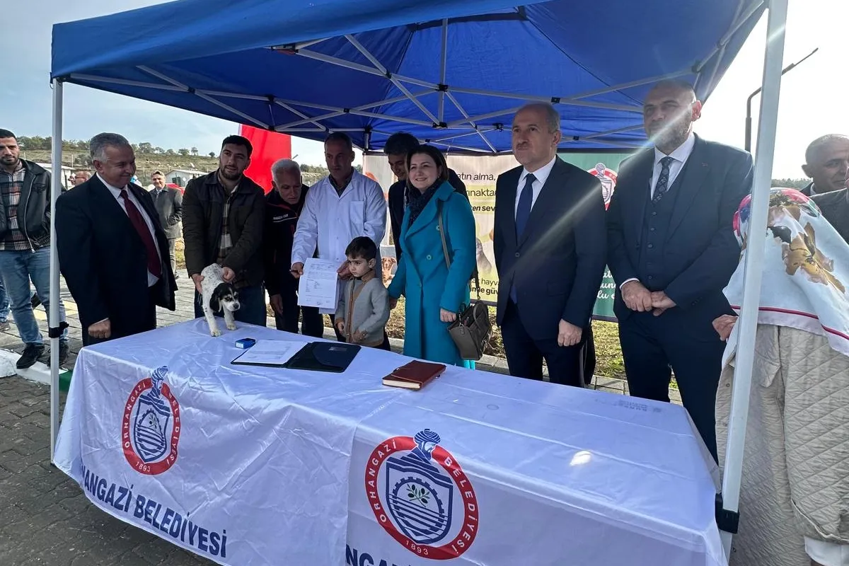 Bursa Orhangazi’ye Türkiye’nin en modern sokak hayvanları merkezi açıldı