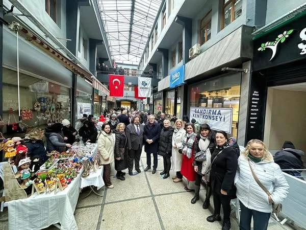 SEVGİLİLER GÜNÜ ALIŞVERİŞ GÜNLERİ AÇILIŞI YAPILDI