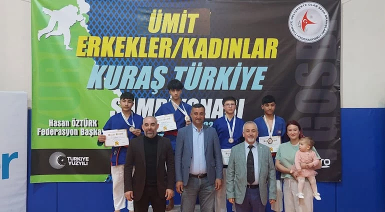 KÜTAHYA BELEDİYESPOR KULÜBÜ SPORCULARIMIZDAN GURURLANDIRAN BAŞARI