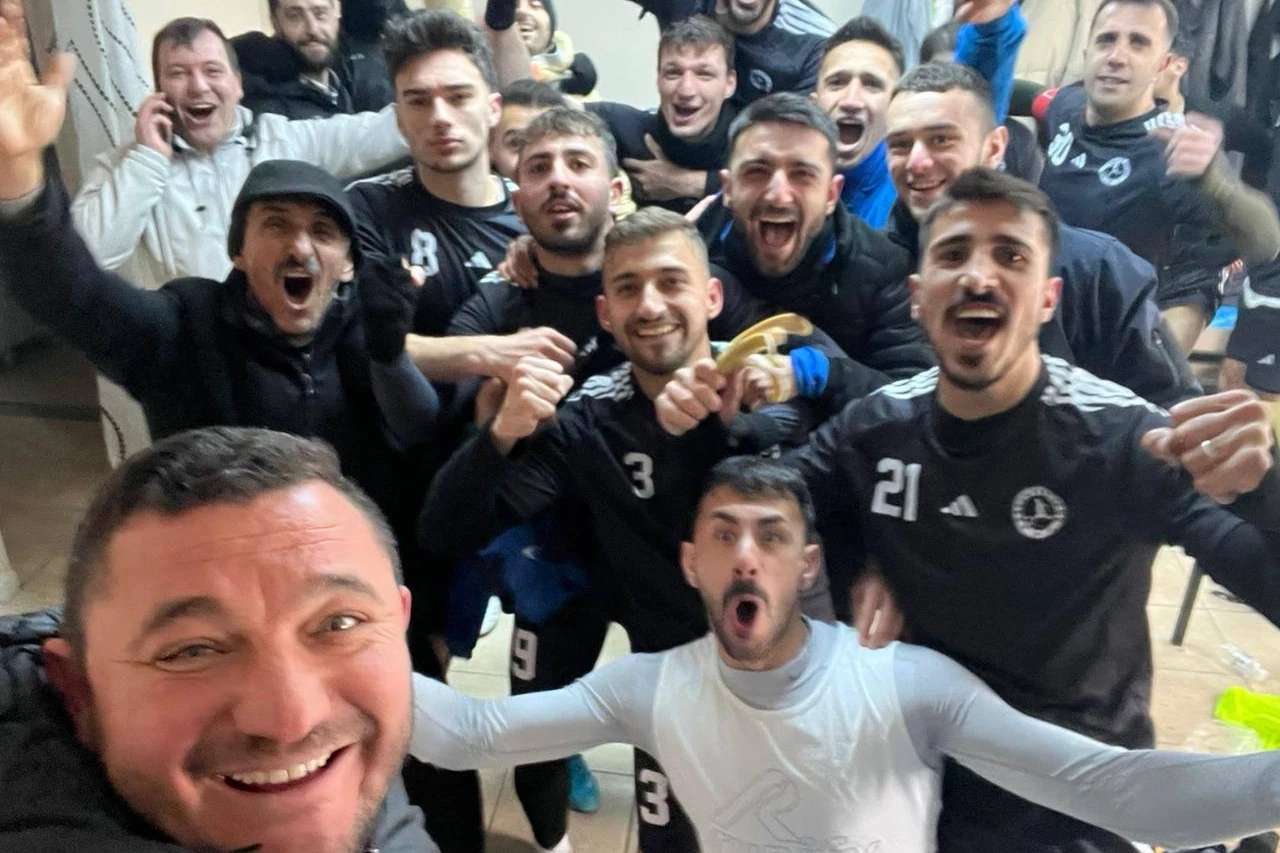 Bilecik Pazaryeri Spor fırtına gibi esiyor!